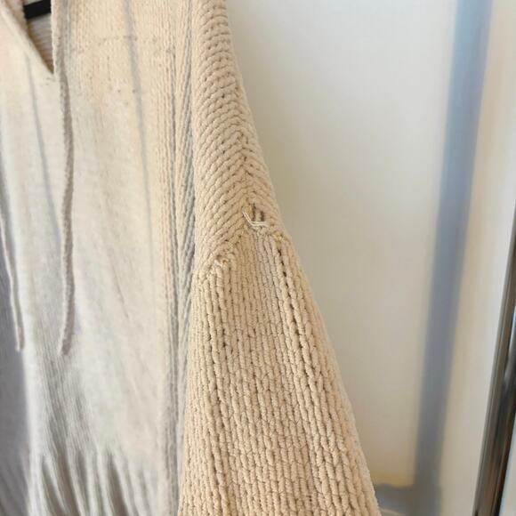 Aerie Crochet Chenille Cream Knit Hoodie Sweater Soft Cozy Oversized Boho Medium - Picture 7 of 14